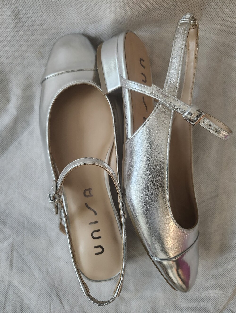 Unisa Women's Silver Slingback Block Heel Pumps Sz 7.5
